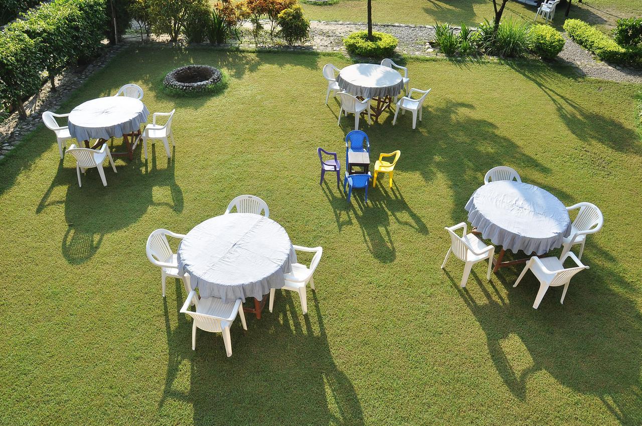 Vanya River Lodge Dhikuli Luaran gambar