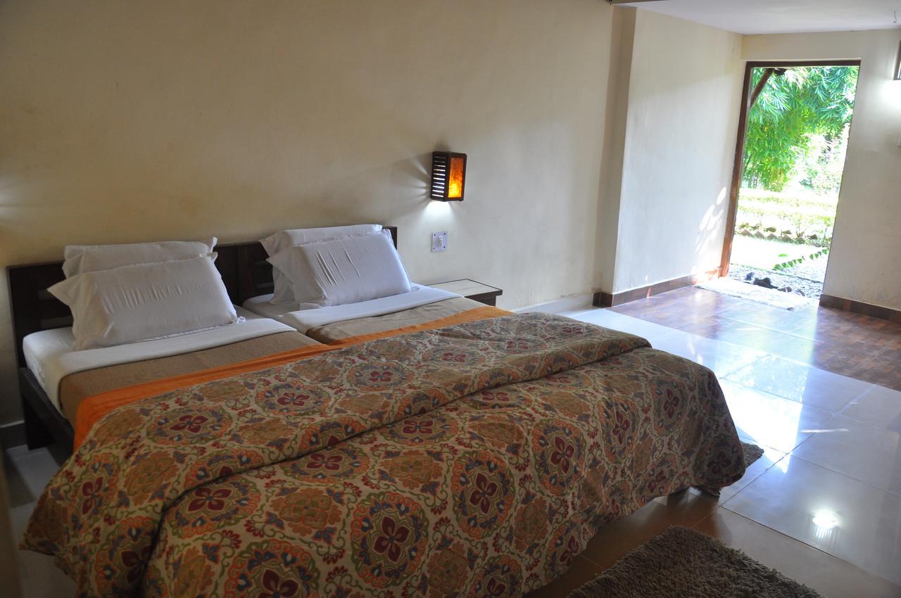 Vanya River Lodge Dhikuli Luaran gambar