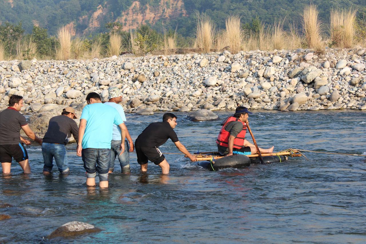 Vanya River Lodge Dhikuli Luaran gambar